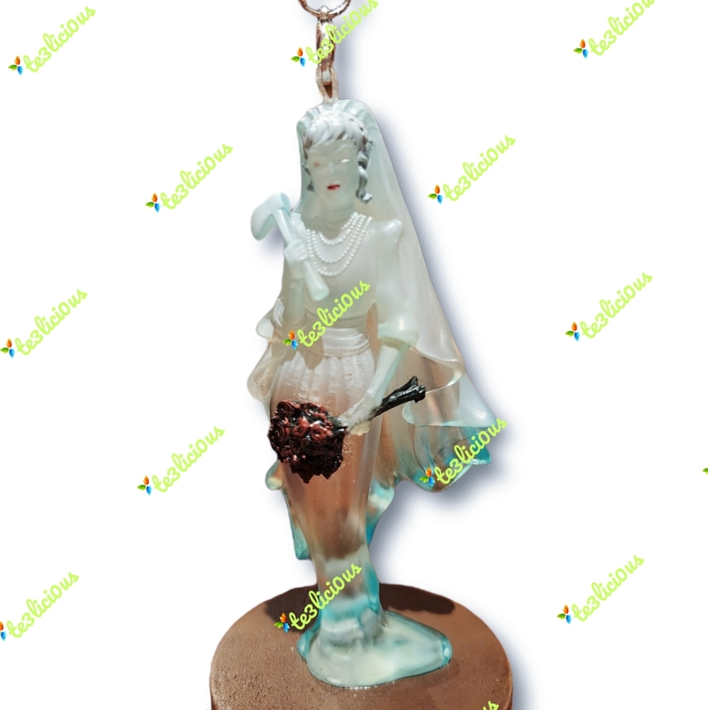 DISNEY PARKS HAUNTED MANSION CONSTANCE BRIDE LIGHT UP ORNAMENT - Picture 4 of 9